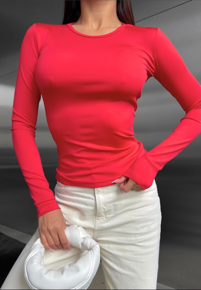 Women's longsleeve red
